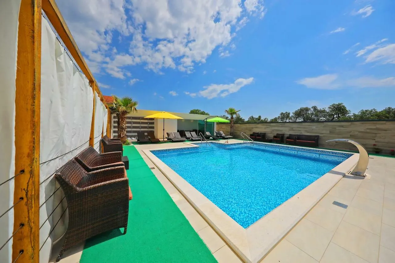 Boutique Residence Cosmopolis Bibinje