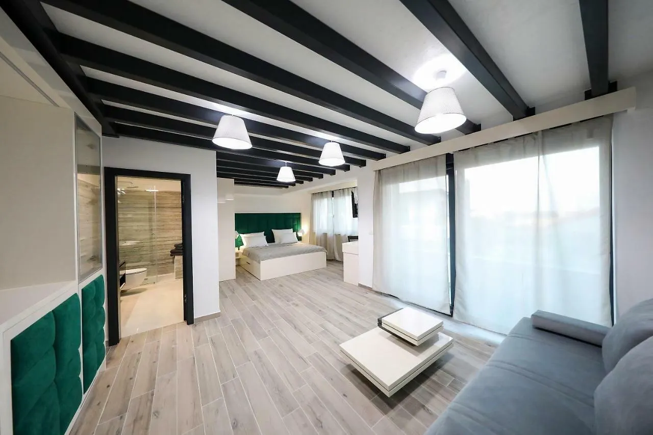 Boutique Residence Cosmopolis Bibinje 4*,